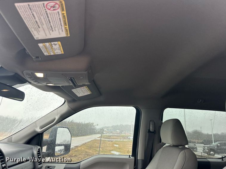 image for item DN0565 2020 Ford F250 Super Duty  Crew Cab pickup truck