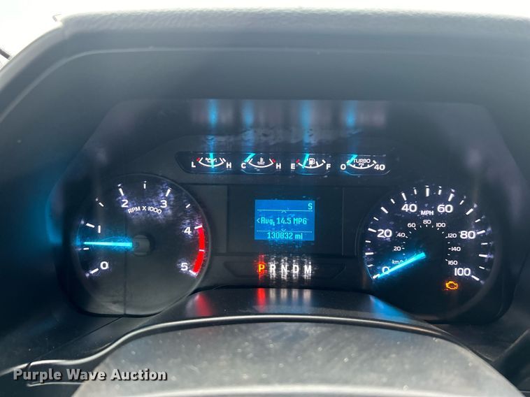 image for item DN0565 2020 Ford F250 Super Duty  Crew Cab pickup truck