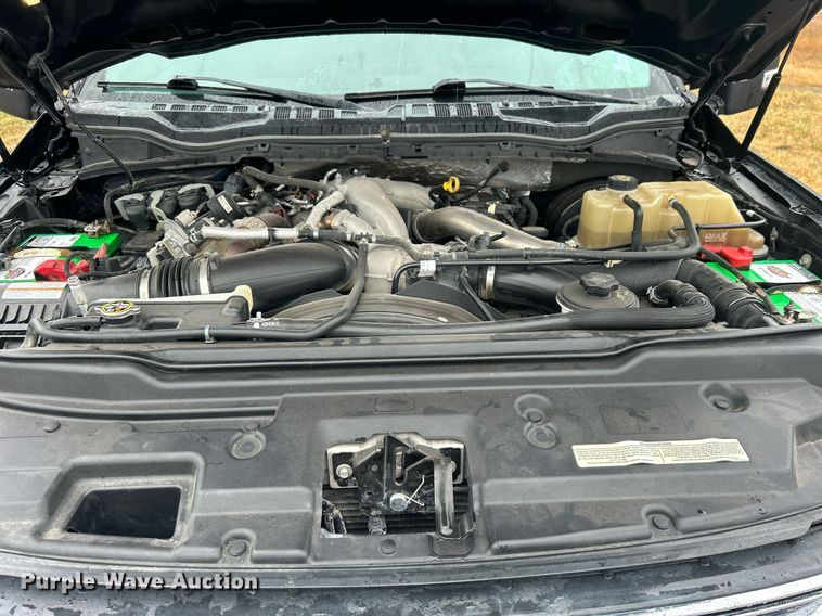 image for item DN0565 2020 Ford F250 Super Duty  Crew Cab pickup truck