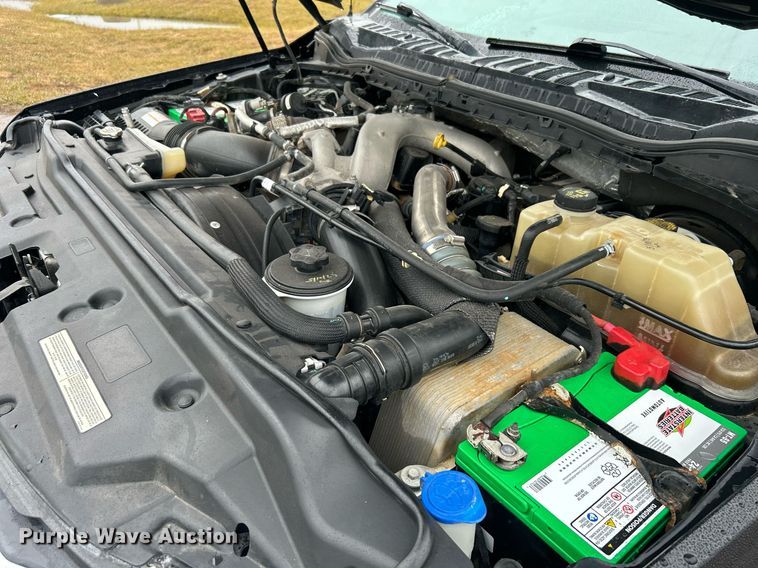 image for item DN0565 2020 Ford F250 Super Duty  Crew Cab pickup truck