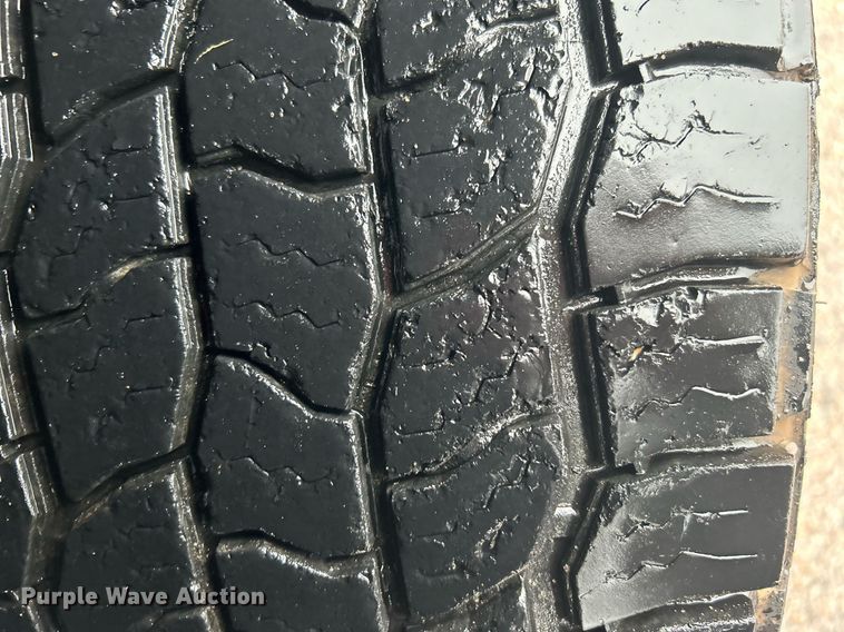 image for item DN0565 2020 Ford F250 Super Duty  Crew Cab pickup truck