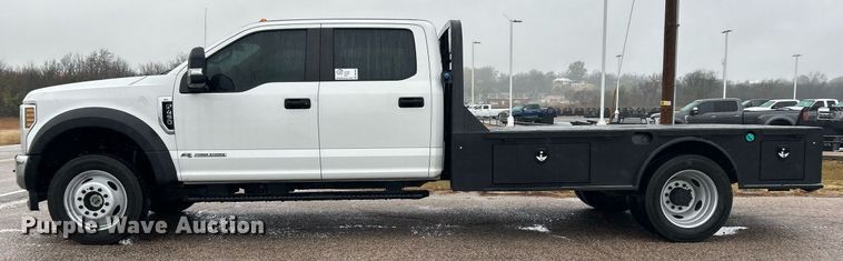 image for item DN0566 2018 Ford F450 Super Duty  Crew Cab flatbed truck