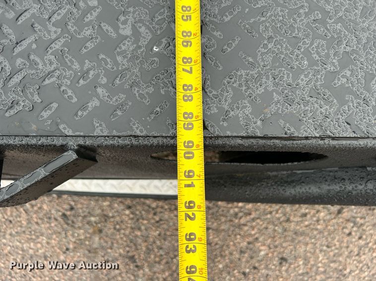 image for item DN0566 2018 Ford F450 Super Duty  Crew Cab flatbed truck