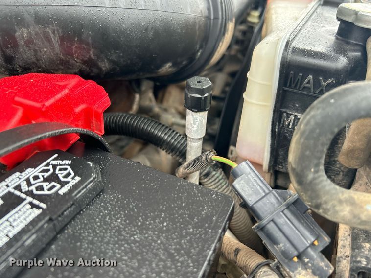 image for item DN0566 2018 Ford F450 Super Duty  Crew Cab flatbed truck