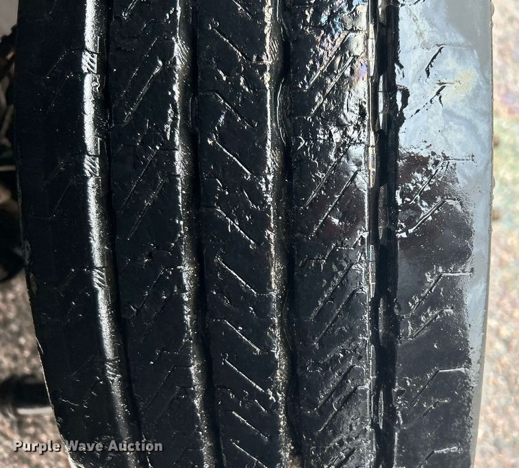 image for item DN0566 2018 Ford F450 Super Duty  Crew Cab flatbed truck