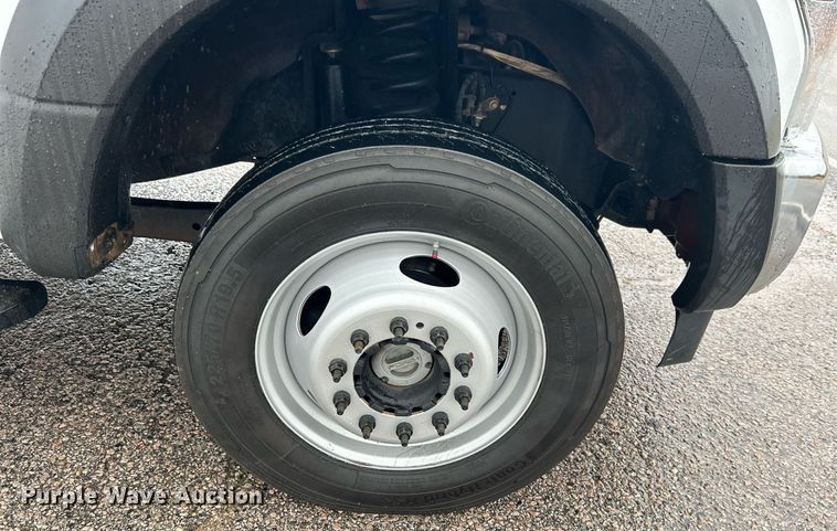 image for item DN0566 2018 Ford F450 Super Duty  Crew Cab flatbed truck