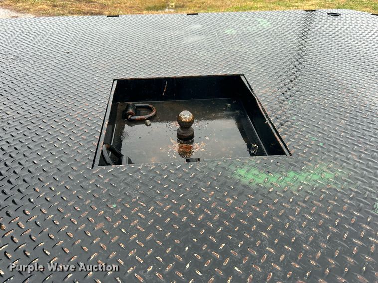 image for item DN0567 2019 Ford F550  Crew Cab flatbed truck