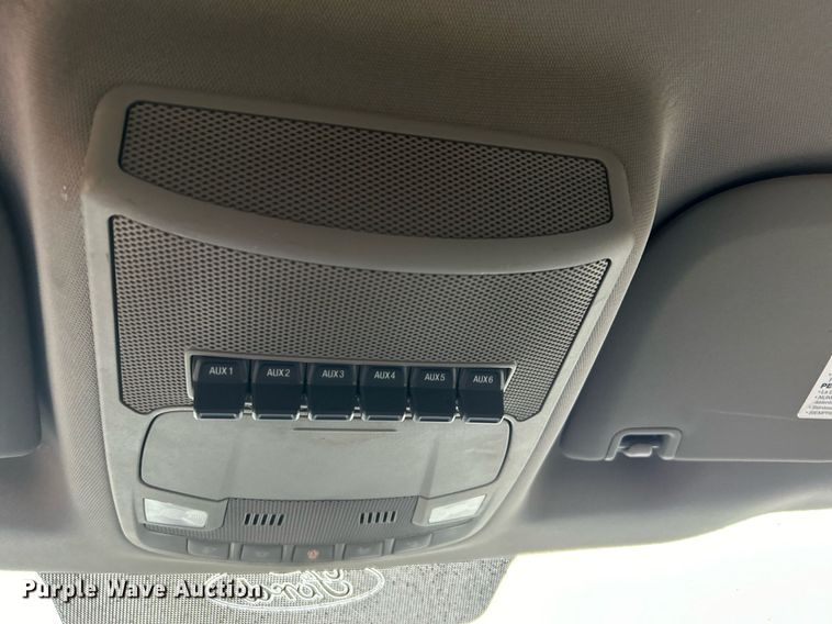 image for item DN0567 2019 Ford F550  Crew Cab flatbed truck