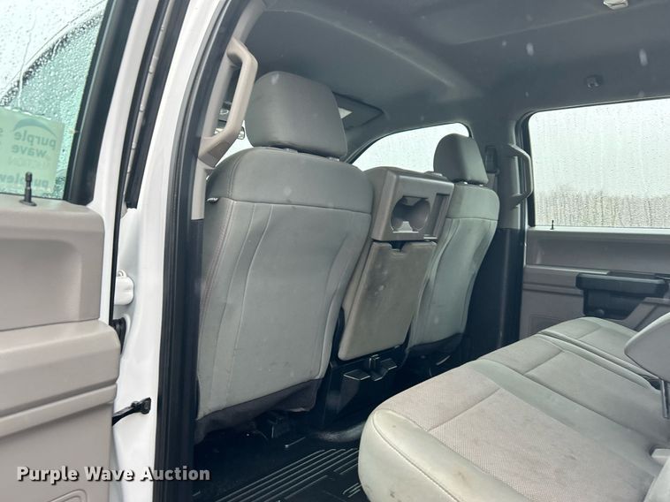 image for item DN0567 2019 Ford F550  Crew Cab flatbed truck