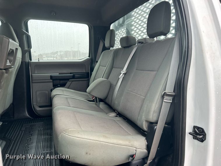 image for item DN0567 2019 Ford F550  Crew Cab flatbed truck