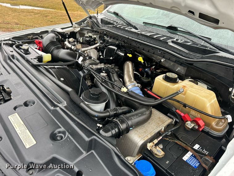 image for item DN0567 2019 Ford F550  Crew Cab flatbed truck