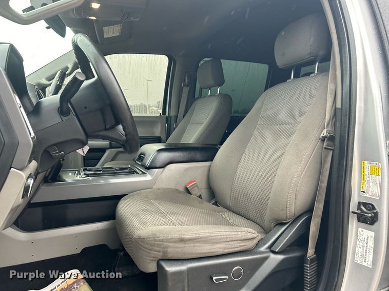 image for item DN0569 2017 Ford F250 Super Duty  Crew Cab pickup truck