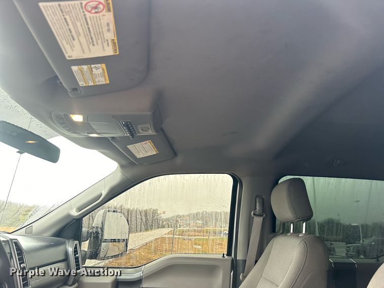 image for item DN0569 2017 Ford F250 Super Duty  Crew Cab pickup truck