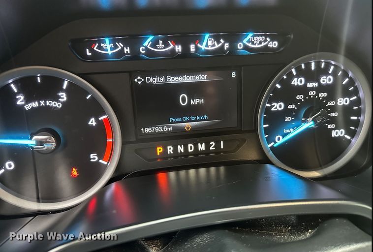 image for item DN0569 2017 Ford F250 Super Duty  Crew Cab pickup truck