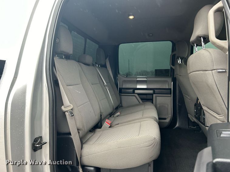 image for item DN0569 2017 Ford F250 Super Duty  Crew Cab pickup truck