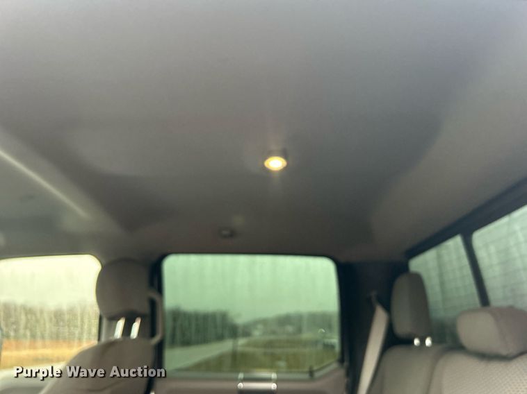 image for item DN0569 2017 Ford F250 Super Duty  Crew Cab pickup truck