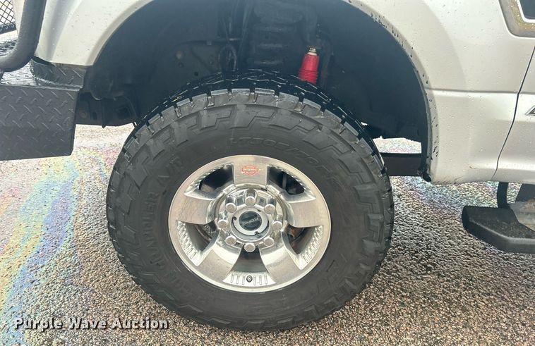 image for item DN0569 2017 Ford F250 Super Duty  Crew Cab pickup truck