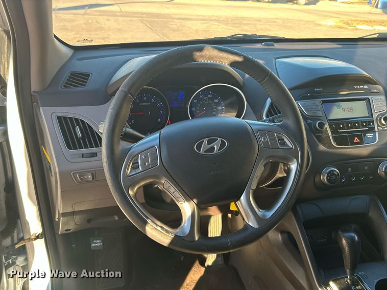 image for item DN0570 2011 Hyundai Tucson