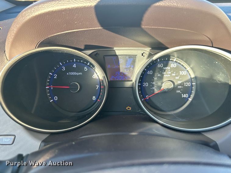 image for item DN0570 2011 Hyundai Tucson