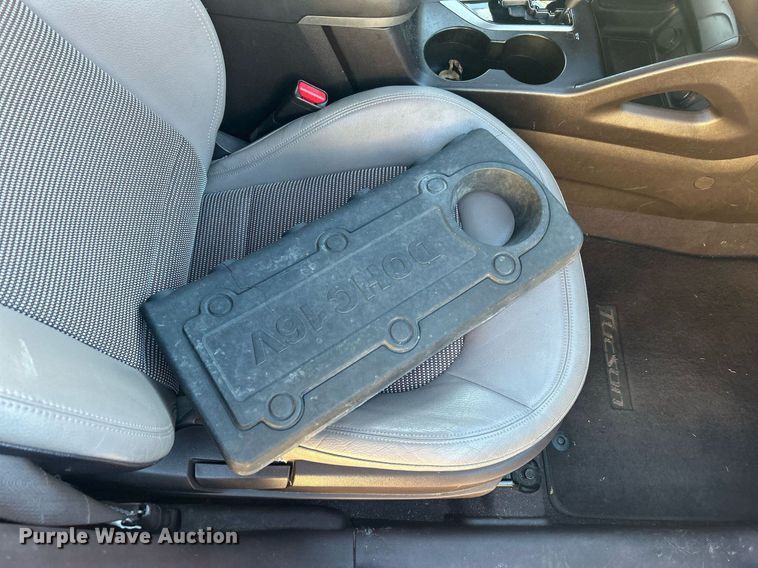 image for item DN0570 2011 Hyundai Tucson