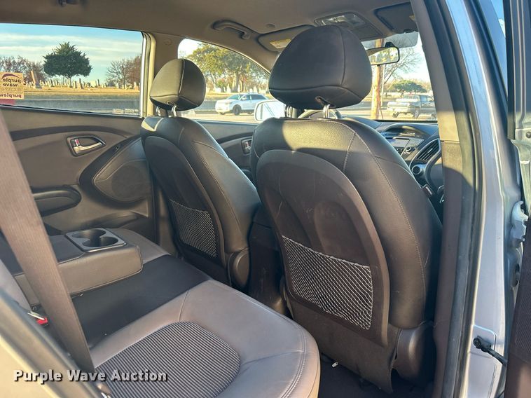 image for item DN0570 2011 Hyundai Tucson