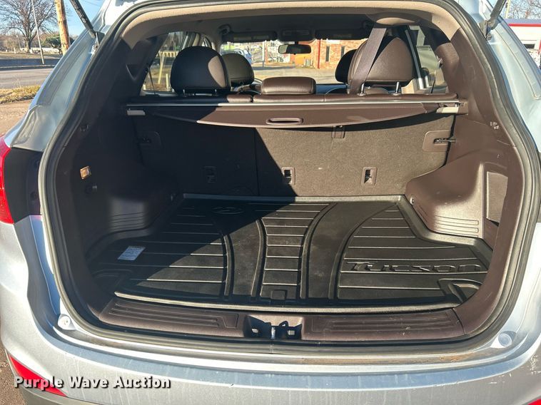 image for item DN0570 2011 Hyundai Tucson