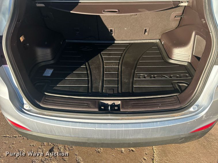 image for item DN0570 2011 Hyundai Tucson