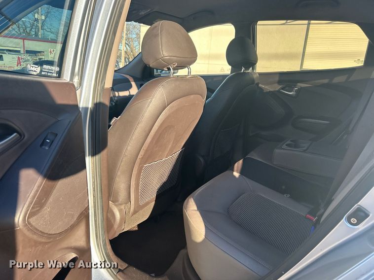 image for item DN0570 2011 Hyundai Tucson