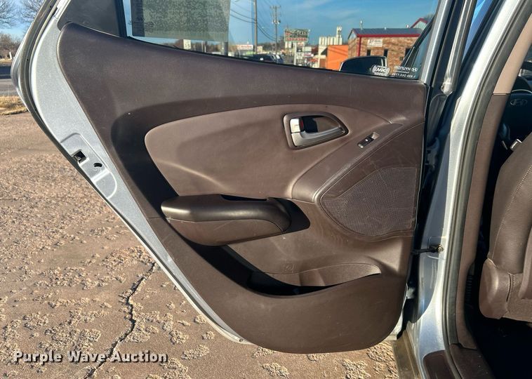 image for item DN0570 2011 Hyundai Tucson