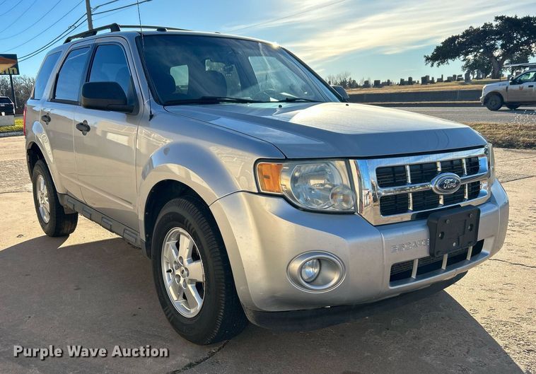 image for item DN0572 2010 Ford Escape  SUV