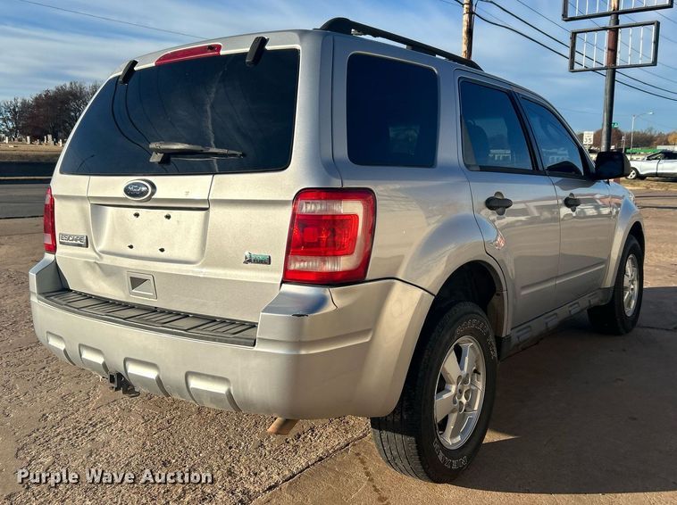 image for item DN0572 2010 Ford Escape  SUV