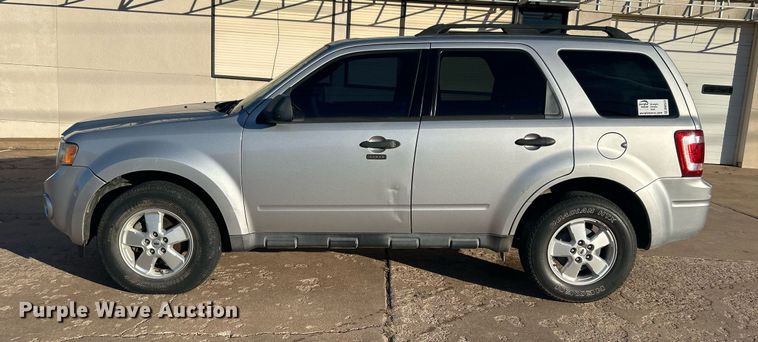 image for item DN0572 2010 Ford Escape  SUV