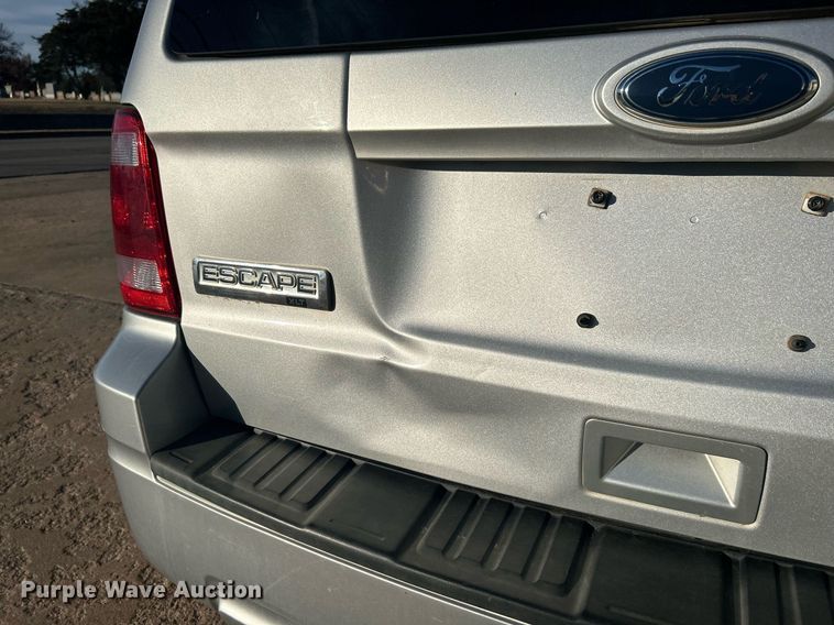 image for item DN0572 2010 Ford Escape  SUV