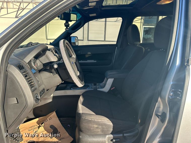 image for item DN0572 2010 Ford Escape  SUV