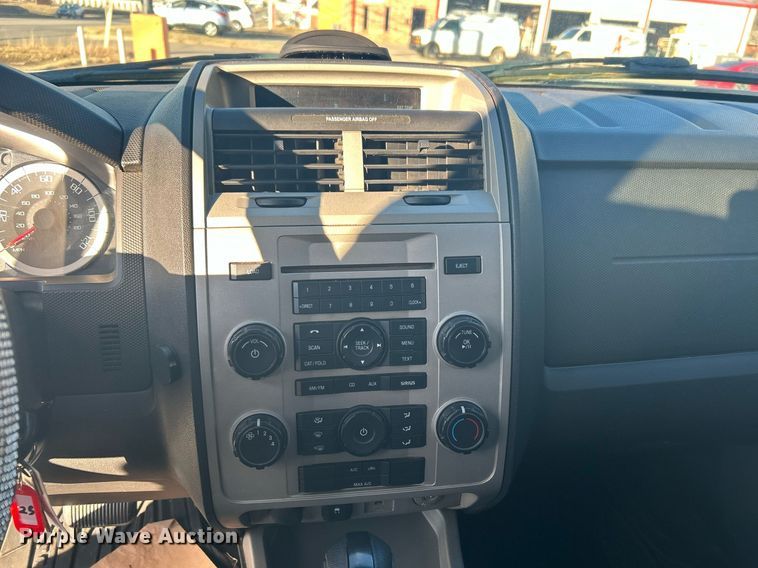 image for item DN0572 2010 Ford Escape  SUV