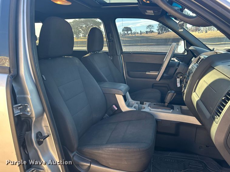 image for item DN0572 2010 Ford Escape  SUV