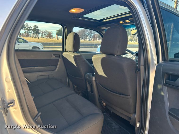 image for item DN0572 2010 Ford Escape  SUV