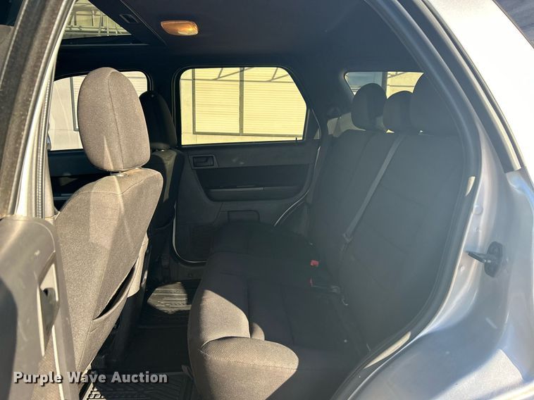 image for item DN0572 2010 Ford Escape  SUV