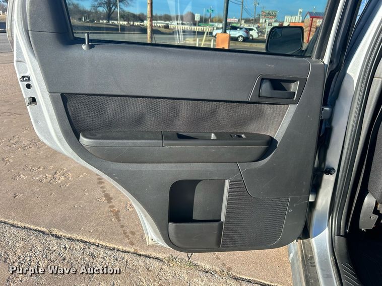 image for item DN0572 2010 Ford Escape  SUV