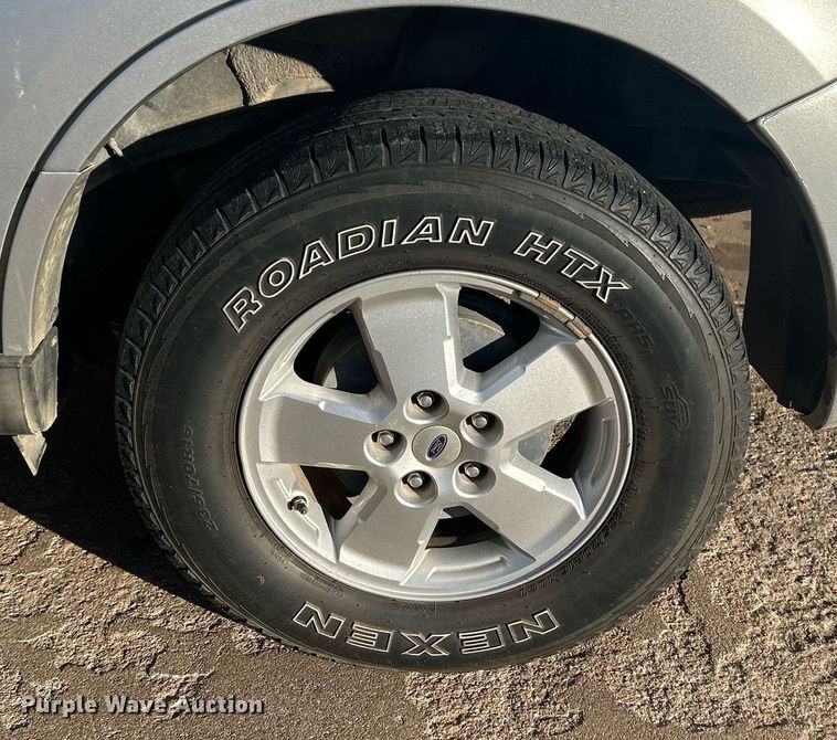 image for item DN0572 2010 Ford Escape  SUV