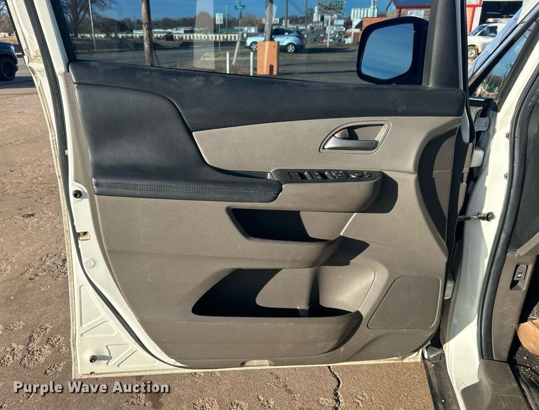 image for item DN0573 2012 Honda Odyssey  van