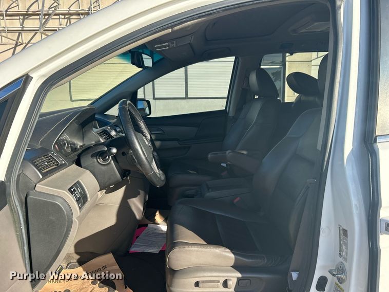 image for item DN0573 2012 Honda Odyssey  van