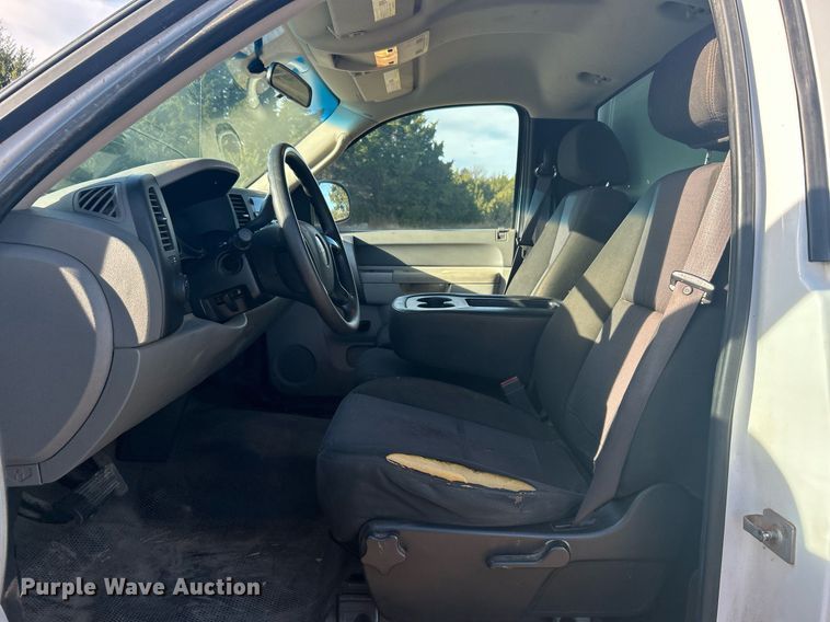 image for item DN0575 2011 GMC Sierra 1500  pickup truck