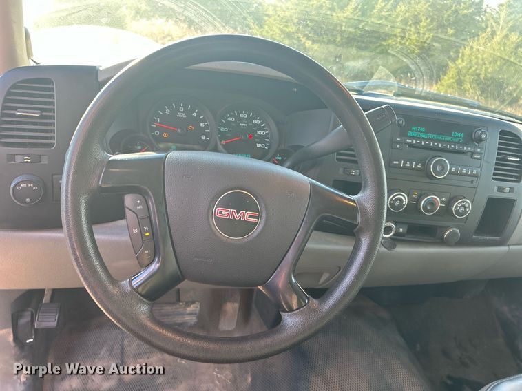 image for item DN0575 2011 GMC Sierra 1500  pickup truck