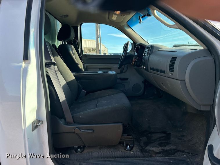 image for item DN0575 2011 GMC Sierra 1500  pickup truck