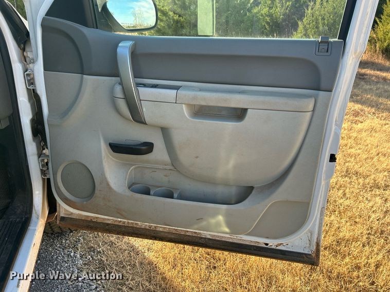 image for item DN0575 2011 GMC Sierra 1500  pickup truck