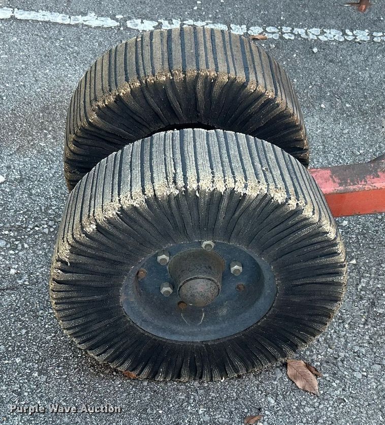 image for item DN0583 Rhino FR15  batwing rotary mower