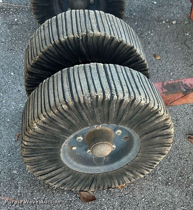 image for item DN0583 Rhino FR15  batwing rotary mower