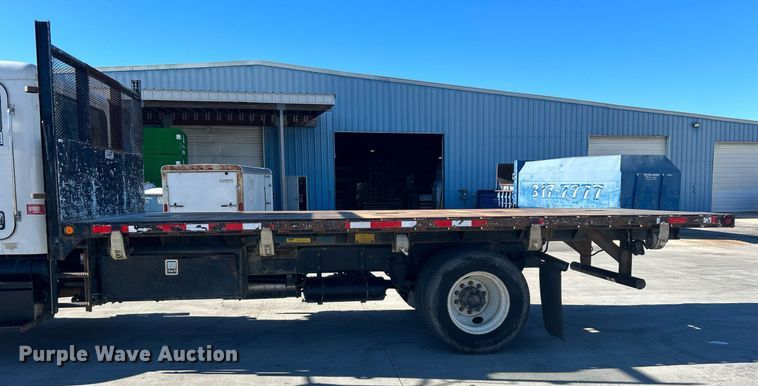 image for item DN0607 2014 Peterbilt 330  dump flatbed truck