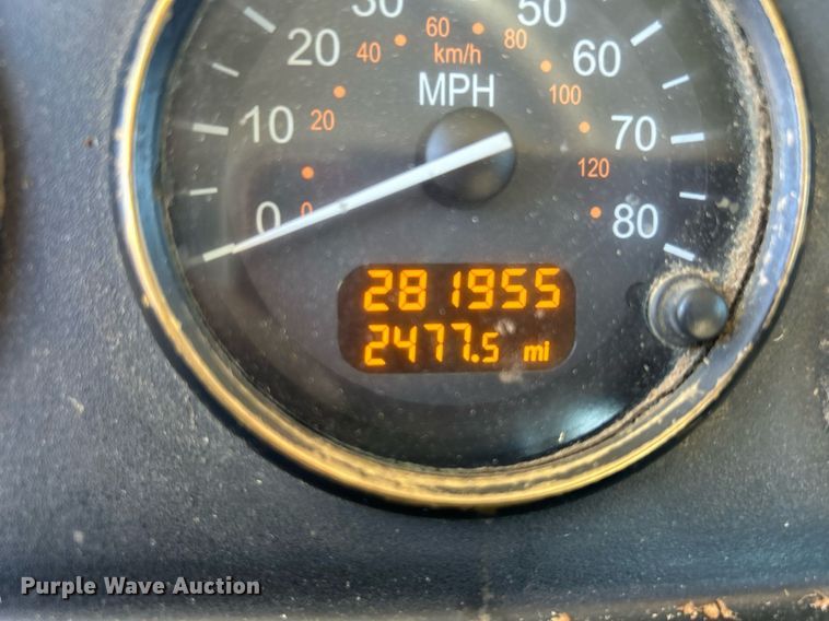 image for item DN0607 2014 Peterbilt 330  dump flatbed truck